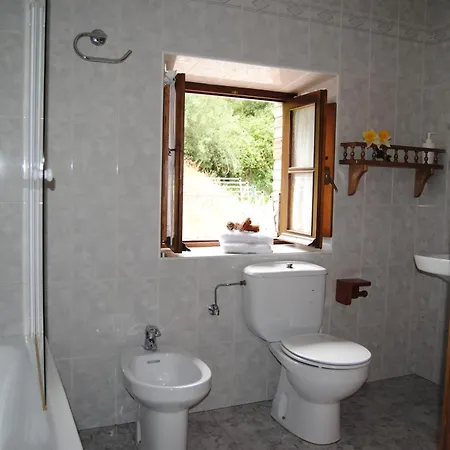Apartamentos Rurales La Escuela Buelles Room photo